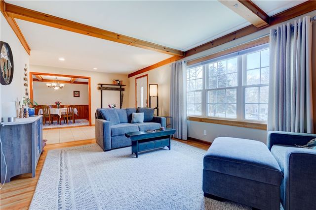 330 Kreag Road, Perinton, NY 14534