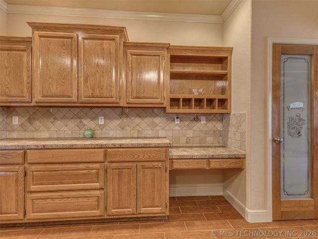 1104 N Scott Avenue, Haskell, OK 74436