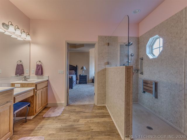 1104 N Scott Avenue, Haskell, OK 74436