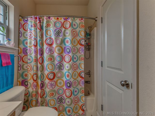 1104 N Scott Avenue, Haskell, OK 74436