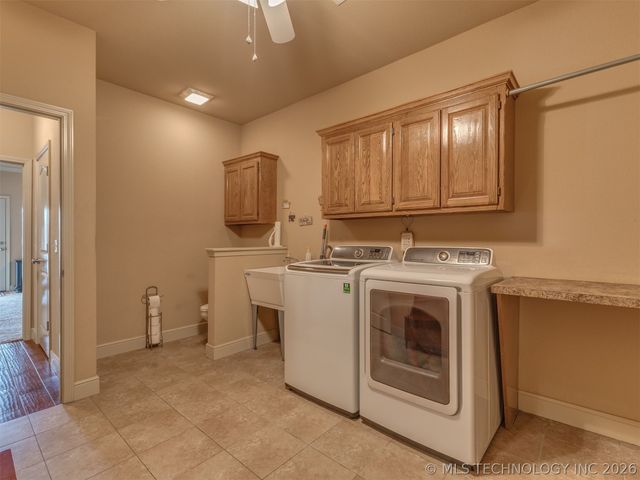 1104 N Scott Avenue, Haskell, OK 74436