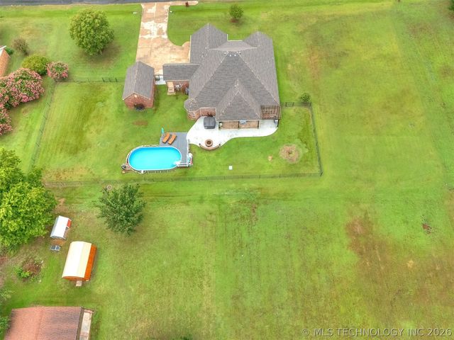 1104 N Scott Avenue, Haskell, OK 74436