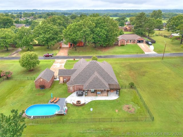 1104 N Scott Avenue, Haskell, OK 74436