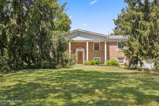 321 S Sevenoaks Drive, Knoxville, TN 37922