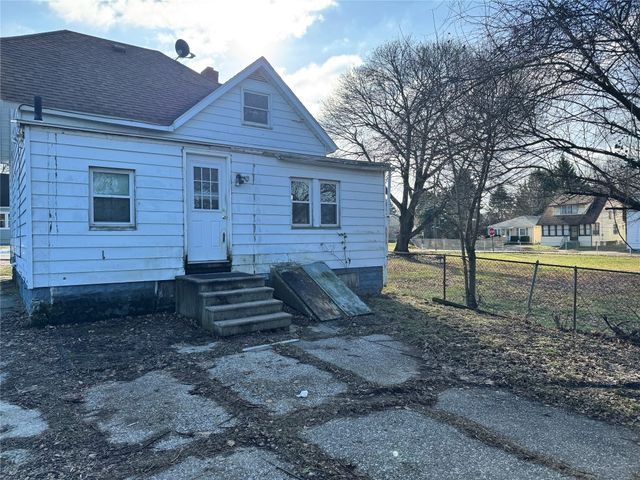 1250 E 32ND Street, Erie, PA 16504