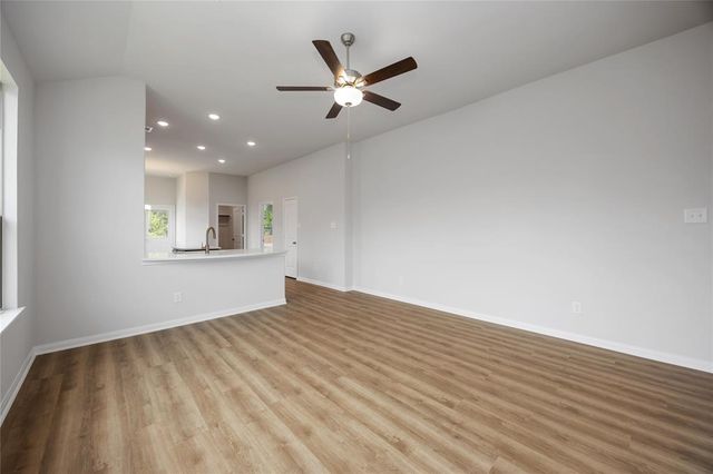 11752 Whirlaway Drive, Willis, TX 77318