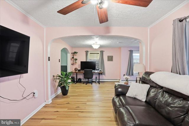 639 W RACE ST, Martinsburg, WV 25401