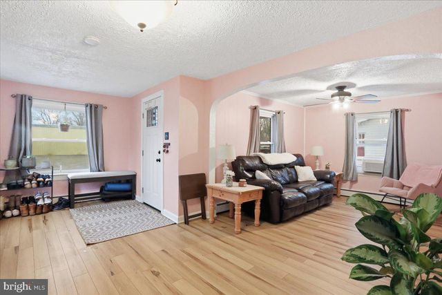 639 W RACE ST, Martinsburg, WV 25401