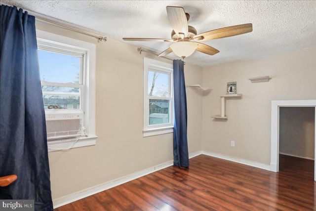 639 W RACE ST, Martinsburg, WV 25401