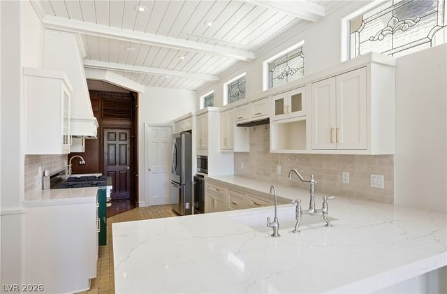 9053 Opus Drive, Las Vegas, NV 89117