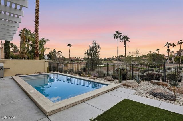 9053 Opus Drive, Las Vegas, NV 89117
