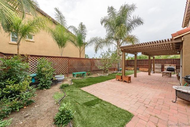 1039 Eliot St, Oceanside, CA 92057