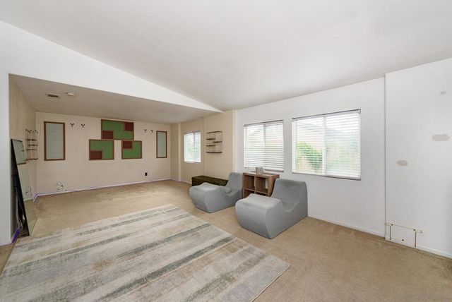 1039 Eliot St, Oceanside, CA 92057