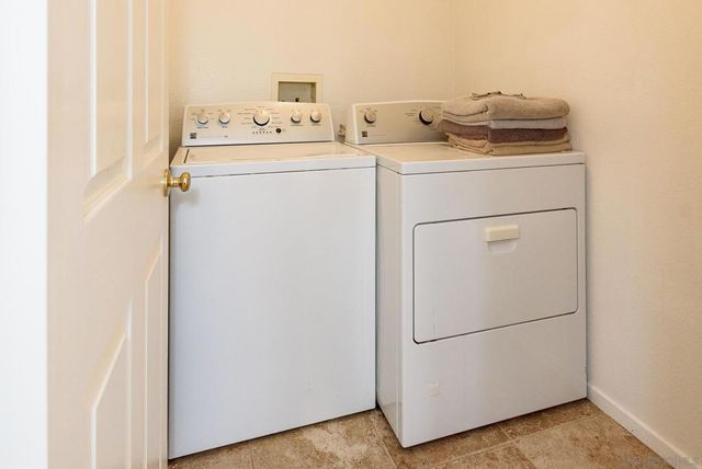 1039 Eliot St, Oceanside, CA 92057