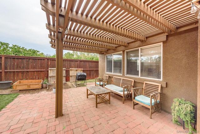 1039 Eliot St, Oceanside, CA 92057