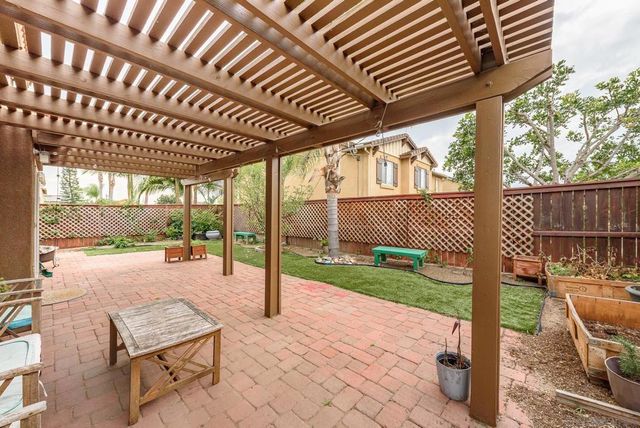 1039 Eliot St, Oceanside, CA 92057