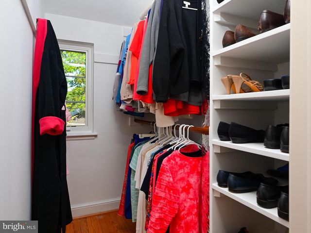 601 N OVERLOOK DR, Alexandria, VA 22305
