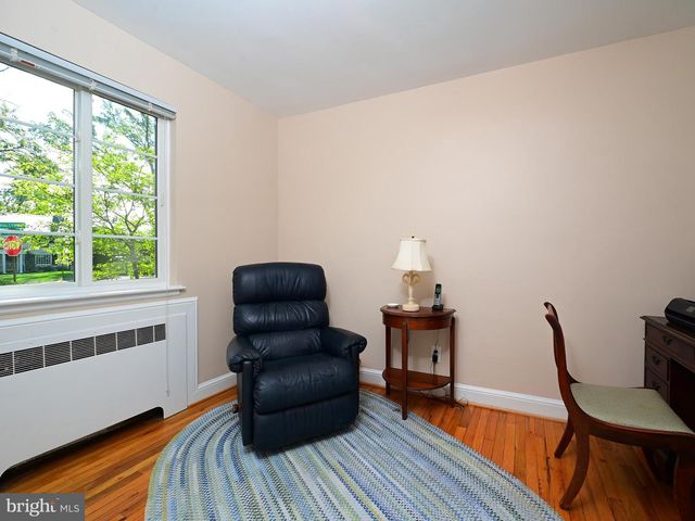 601 N OVERLOOK DR, Alexandria, VA 22305