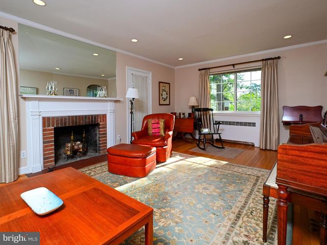 601 N OVERLOOK DR, Alexandria, VA 22305