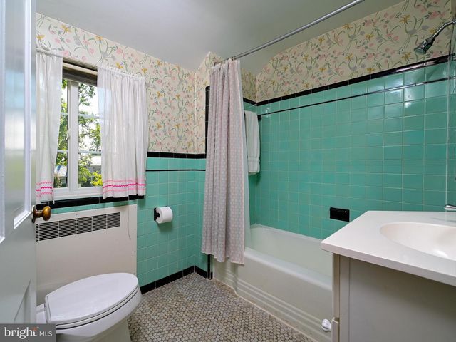 601 N OVERLOOK DR, Alexandria, VA 22305