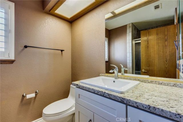 16385 Kamana Court, Apple Valley, CA 92307