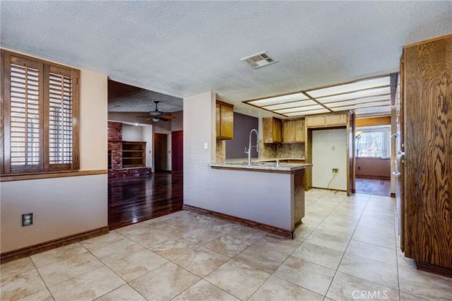 16385 Kamana Court, Apple Valley, CA 92307