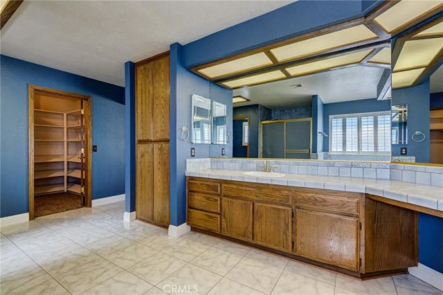 16385 Kamana Court, Apple Valley, CA 92307