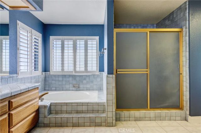 16385 Kamana Court, Apple Valley, CA 92307