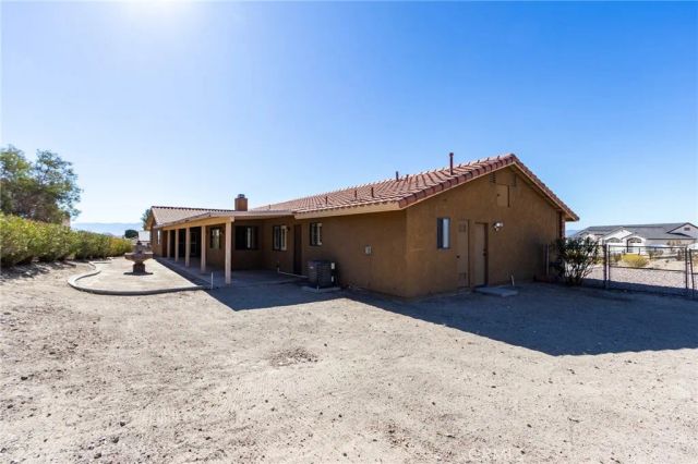 16385 Kamana Court, Apple Valley, CA 92307