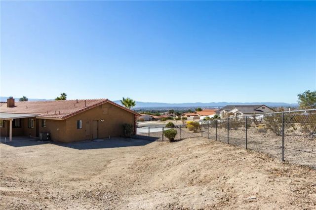 16385 Kamana Court, Apple Valley, CA 92307