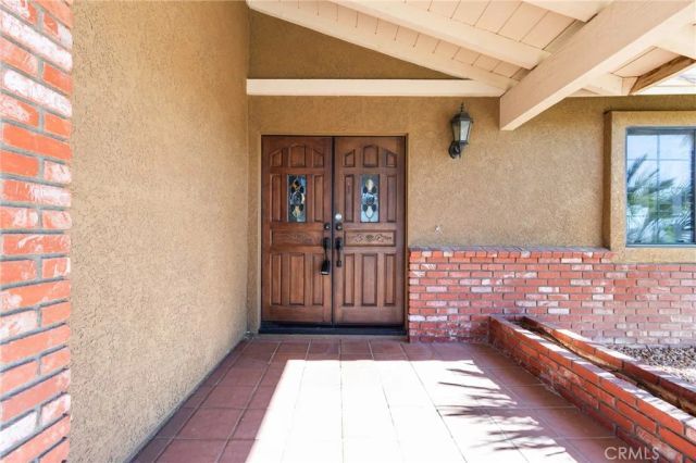 16385 Kamana Court, Apple Valley, CA 92307