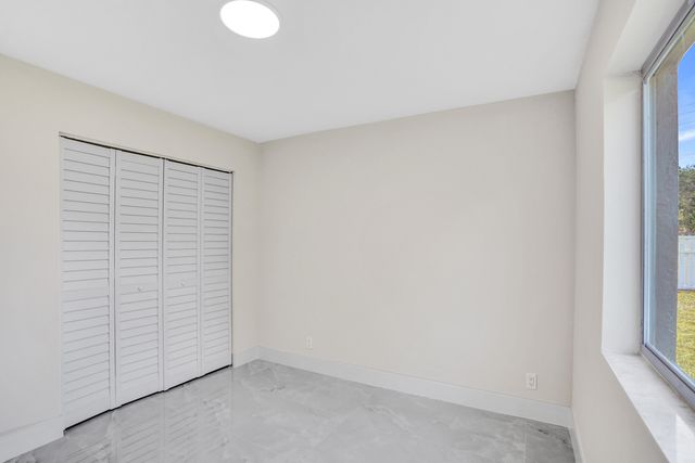 2881 NW 98th Way, Coral Springs, FL 33065