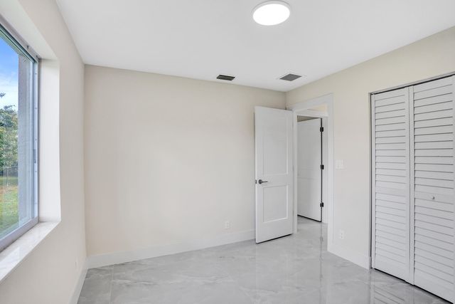 2881 NW 98th Way, Coral Springs, FL 33065