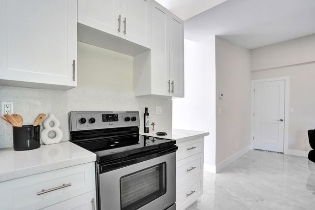 2881 NW 98th Way, Coral Springs, FL 33065