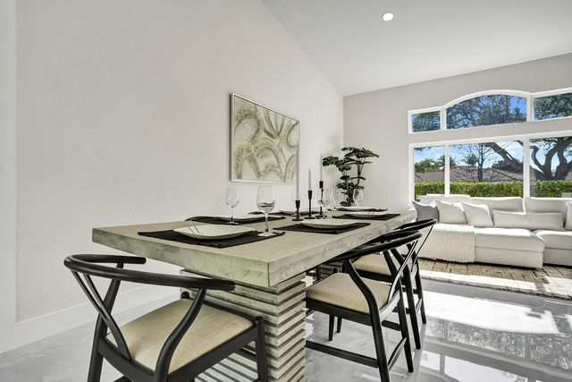 2881 NW 98th Way, Coral Springs, FL 33065