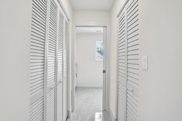 2881 NW 98th Way, Coral Springs, FL 33065