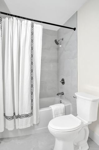 2881 NW 98th Way, Coral Springs, FL 33065