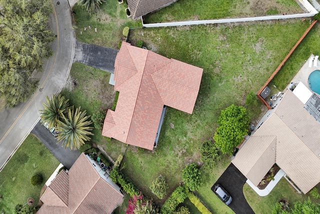 2881 NW 98th Way, Coral Springs, FL 33065