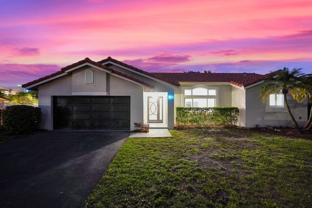 2881 NW 98th Way, Coral Springs, FL 33065