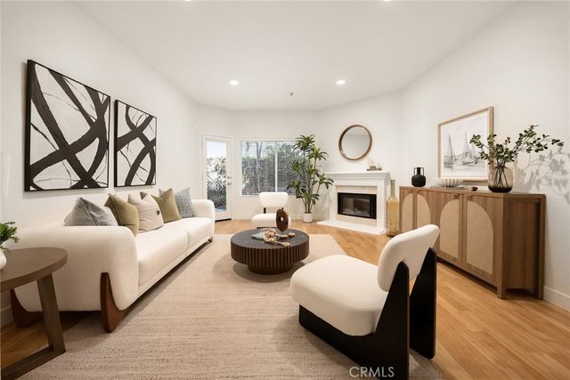501 E Del Mar Boulevard 109, Pasadena, CA 91101