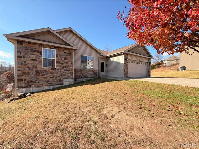 109 Ash Court, St Robert, MO 65584