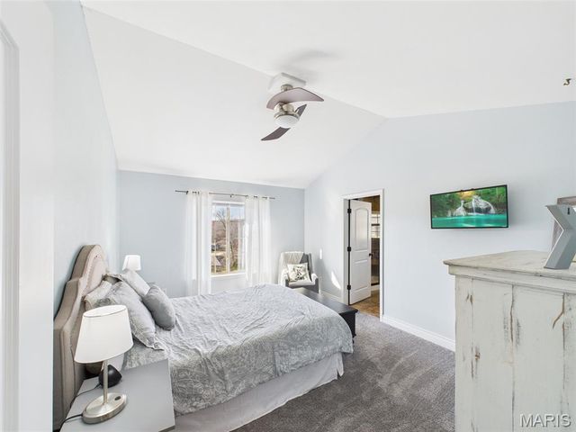 109 Ash Court, St Robert, MO 65584