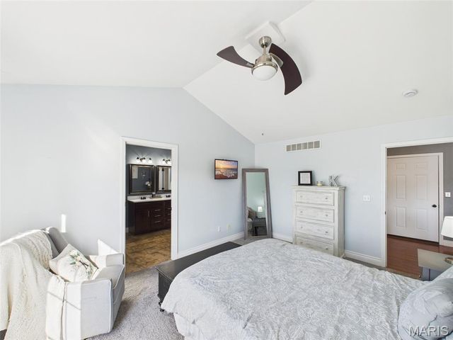 109 Ash Court, St Robert, MO 65584