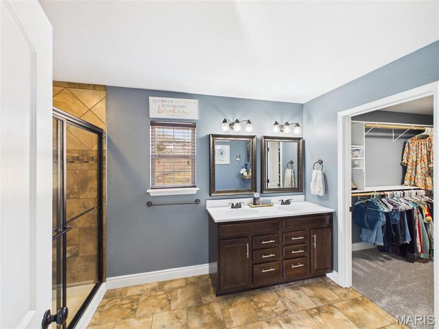 109 Ash Court, St Robert, MO 65584