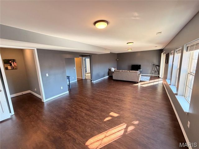 109 Ash Court, St Robert, MO 65584