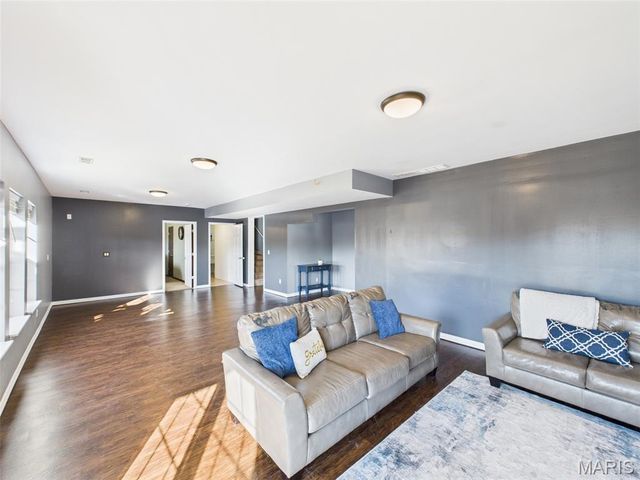 109 Ash Court, St Robert, MO 65584