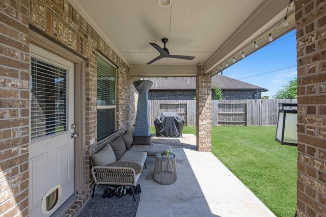 17115 Verde Park Lane, Cypress, TX 77433
