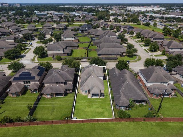 17115 Verde Park Lane, Cypress, TX 77433