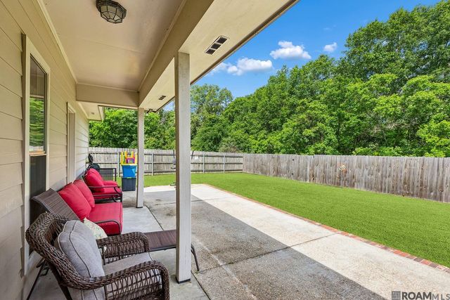 40300 Creek Bend Dr, Gonzales, LA 70737