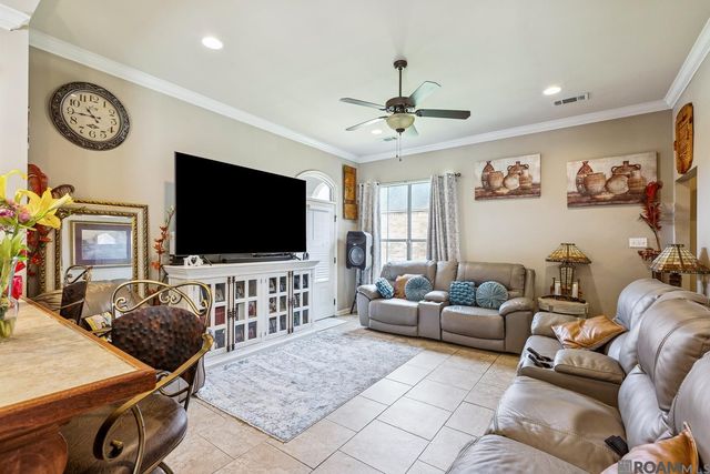 40300 Creek Bend Dr, Gonzales, LA 70737